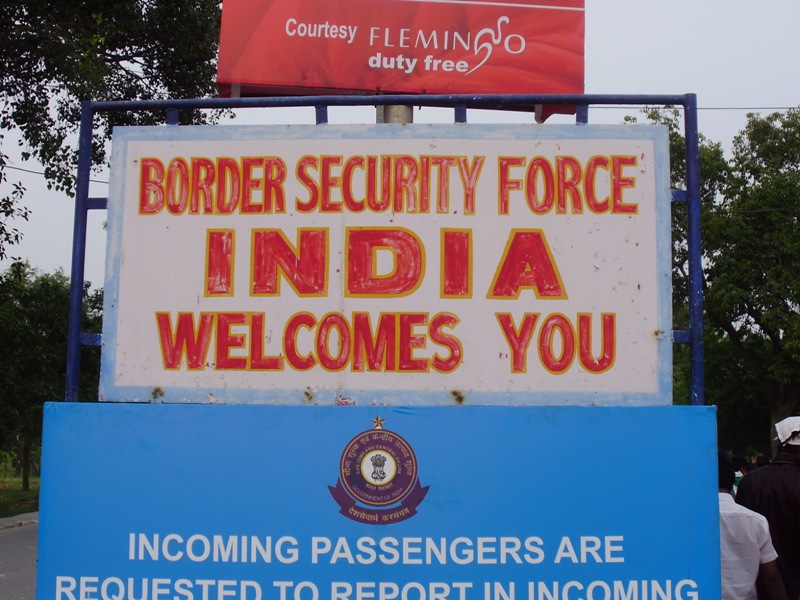 India Pakistan border crossing 