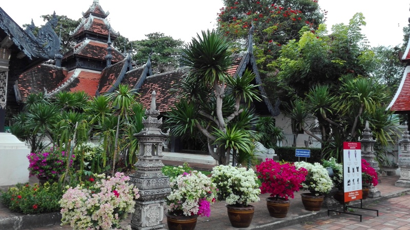 Wat Phan Tao 