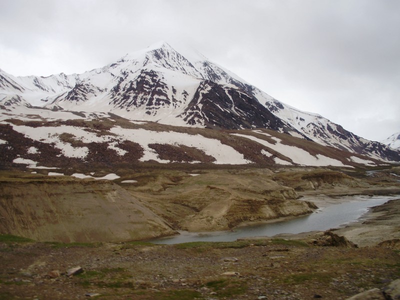 Road from Manali to Leh