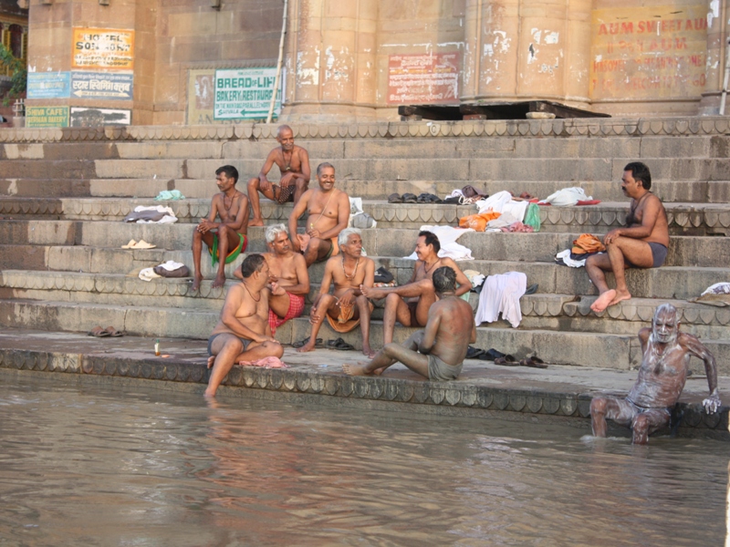 washing clothes in Varanasi