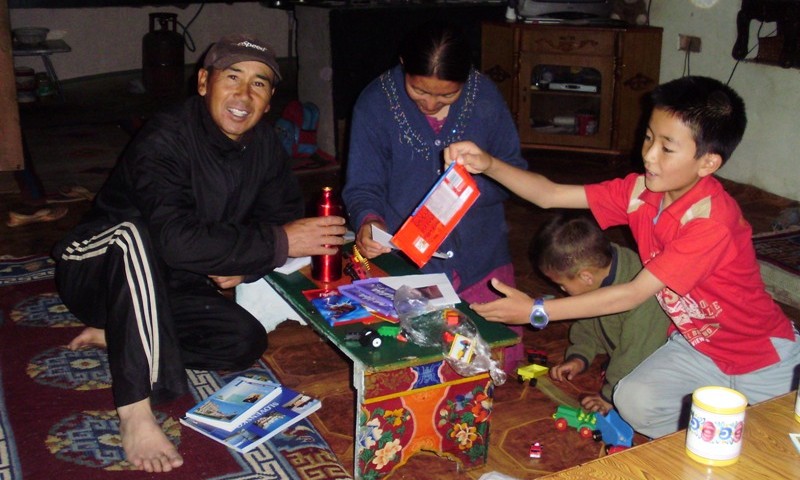 ladakhi family rab yang guest house