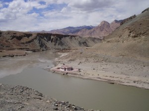 rafting on zanskar river