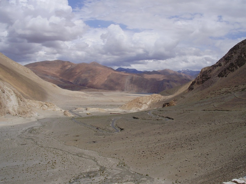 On the way to pangong lake