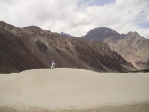 sand dunes in nubra valley