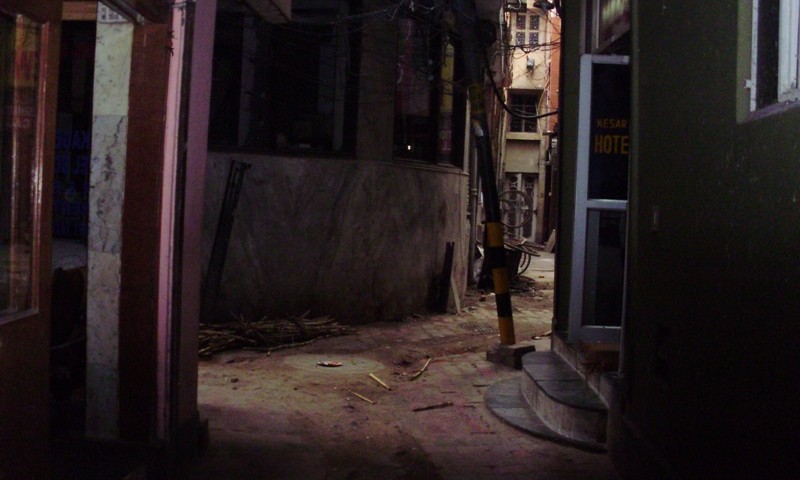 paharganj at night