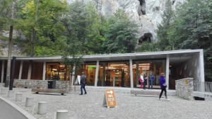 Punkva cave, entrance