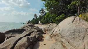 beach on the west side of Haad Rin