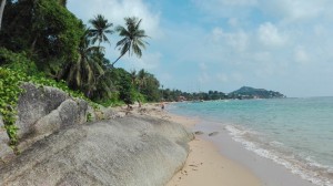 beach on the west side of Haad Rin